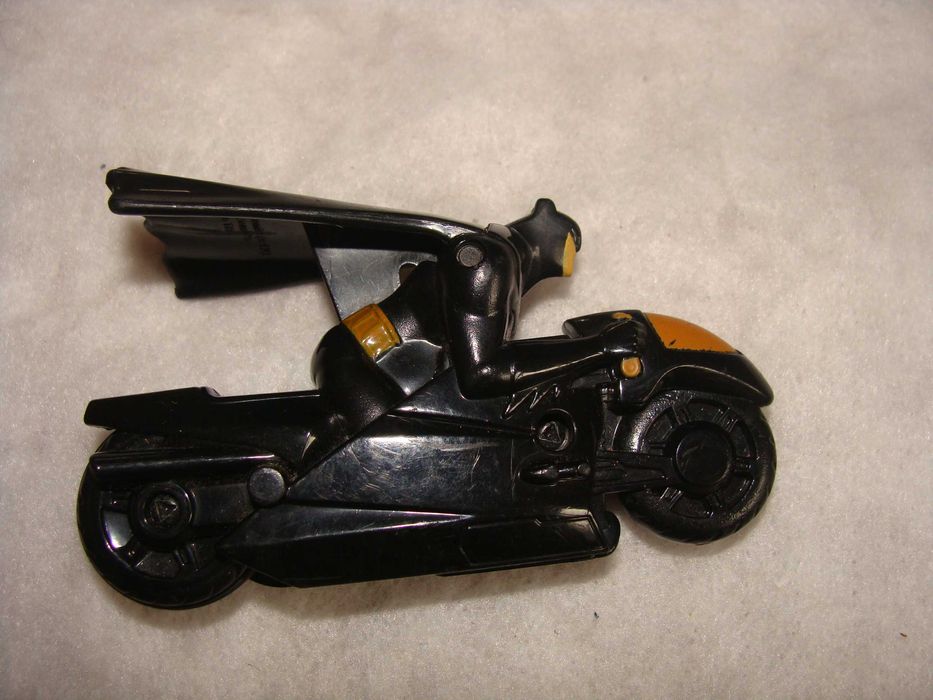 Boneco Batman com Moto - McDonalds