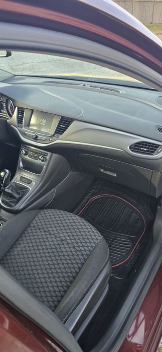 Opel Astra Sports Tourer 1.6 CDTI 2018 (5650€) 260.323km (Distribuição Mudada 220.000km) COMPLETAMENTE NOVA
