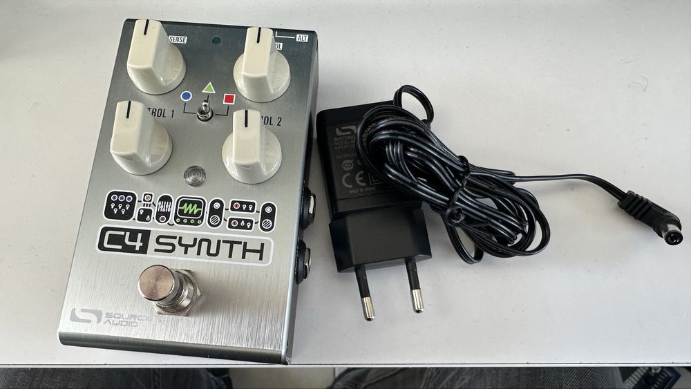 Pedal Source Audio C4 Synth