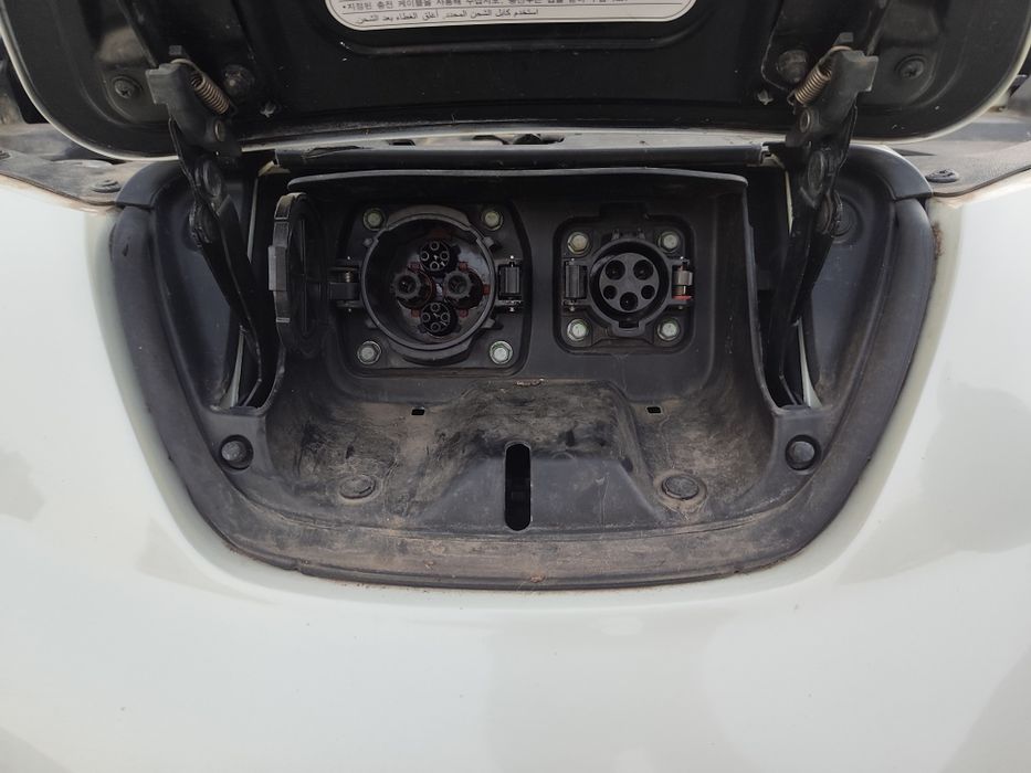 Nissan leaf в хорошем состоянии