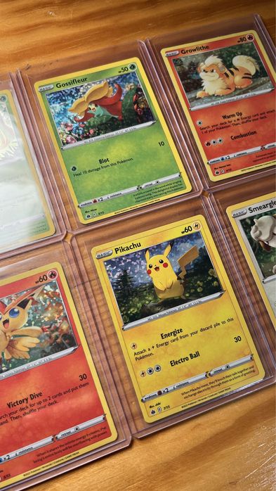 Pikachu HOLO BLEED Mcdonalds 2022 Match Battle