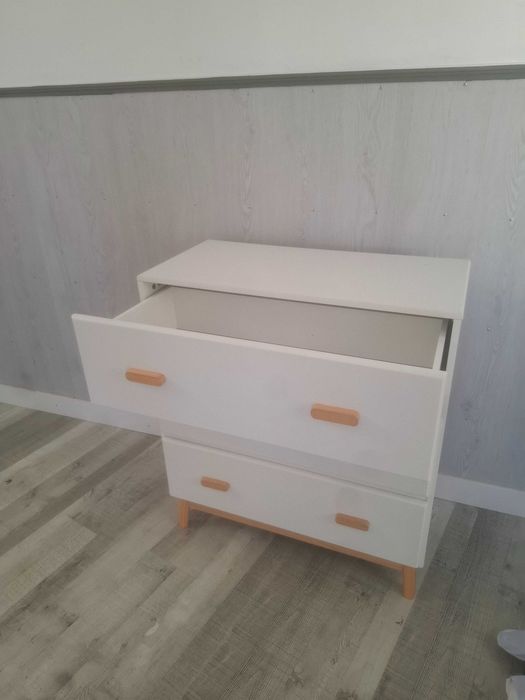 Cómoda em mdf e madeira de pinho sklum