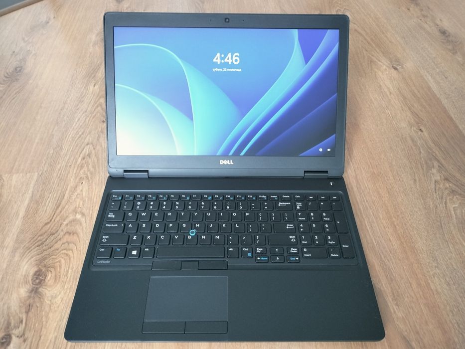 Dell latitude 5580, 15,6 IPS, I5-6300U, 8Gb DDR4, 128Gb ssd