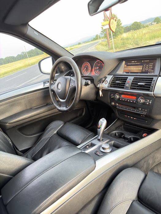 Na sprzedaż BMW X5 E70 z 2008 roku