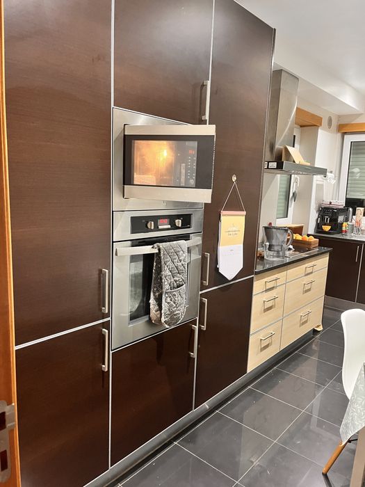 Cozinha mobiliada e eletrodomesticos