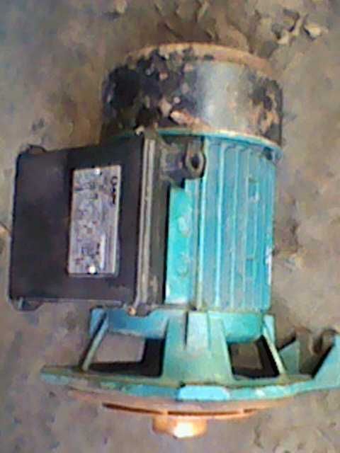 Продам шуруповерти.