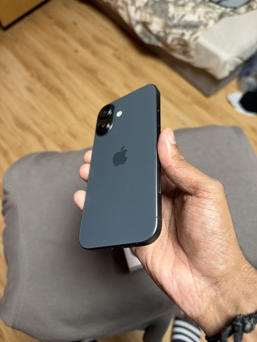 Iphone 17.   256GB