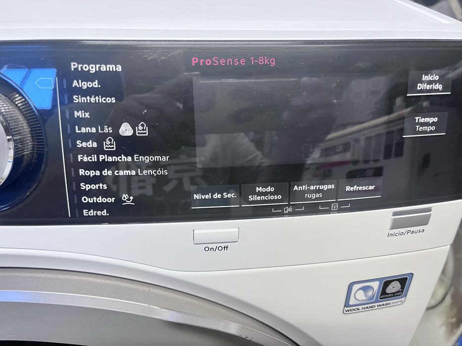 Maquina de secar roupa AEG 8kg