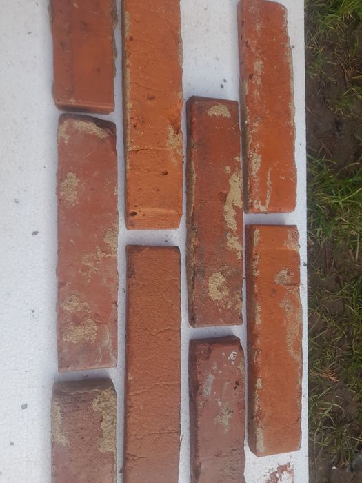 Lica z cegły wyprzedaż