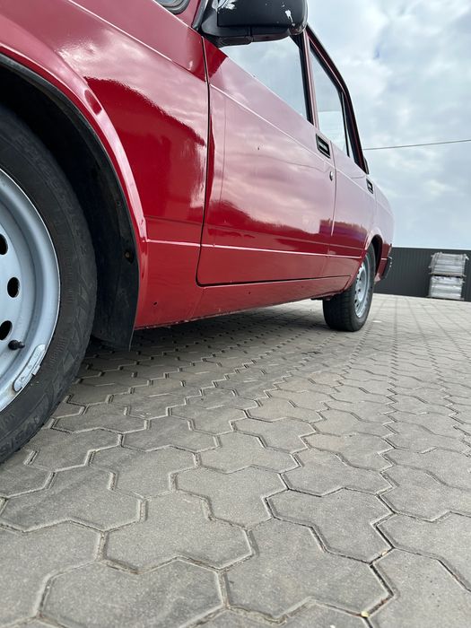 Продам ВАЗ 2107 карбюратор 1.6