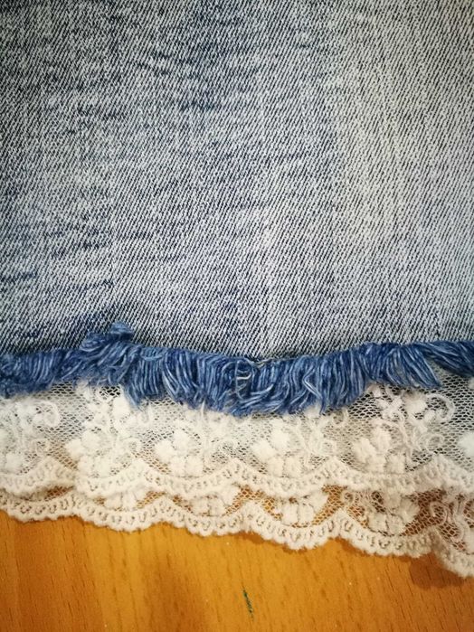 Calções ganga - tamanho 38 novos!