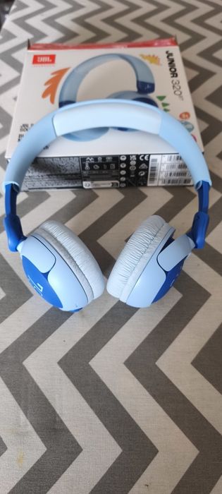 Auscultadores JBL Jr320 kids bluetooth novos