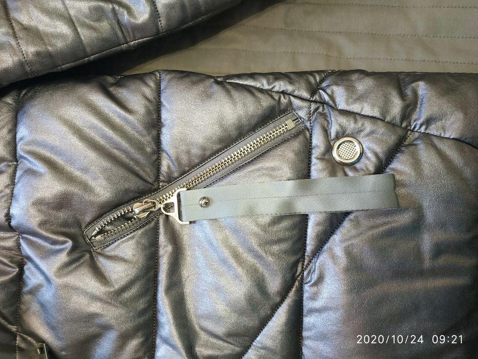 Продам пуховик на зиму