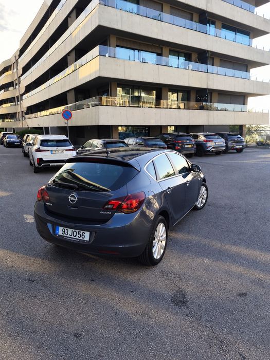 Opel Astra J 1.3 CDTI COSMO | Ano 2010 | 95cv | 250Mil Kms impecável