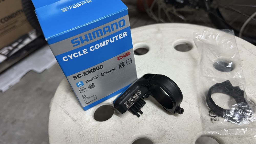 Display Shimano SC-EM800