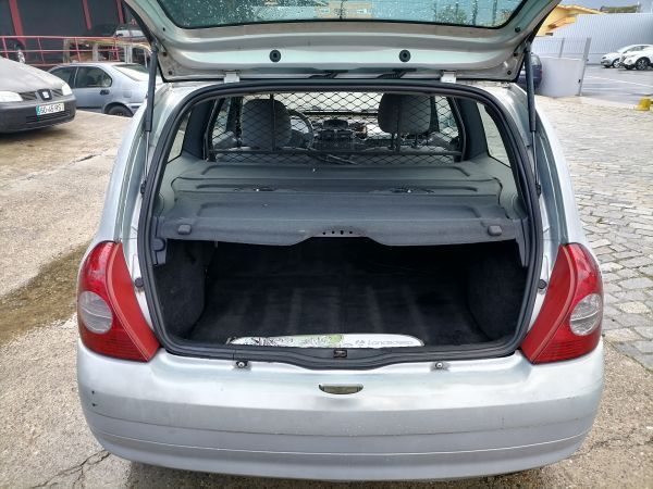 Para Peças Renault Clio Ii Caixa (Sb0/1/2_)