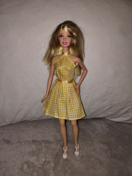 Barbie Princess Charm School Blair