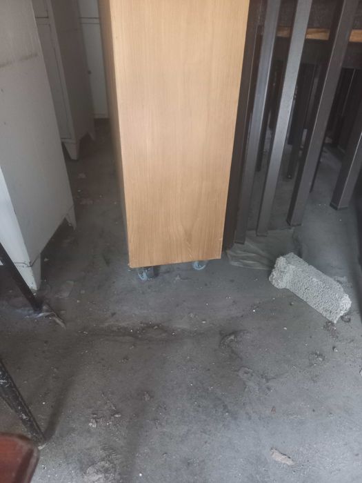 Divisoria em madeira com rodas