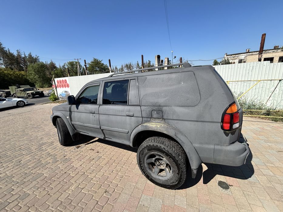 Mitsubishi pajero sport