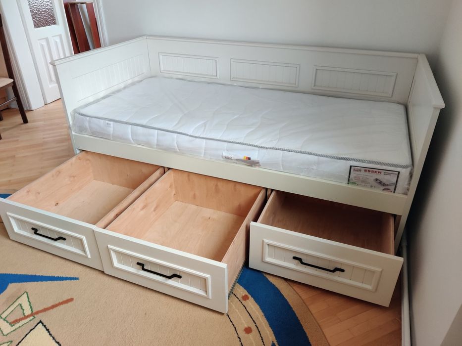 Ліжко односпальне