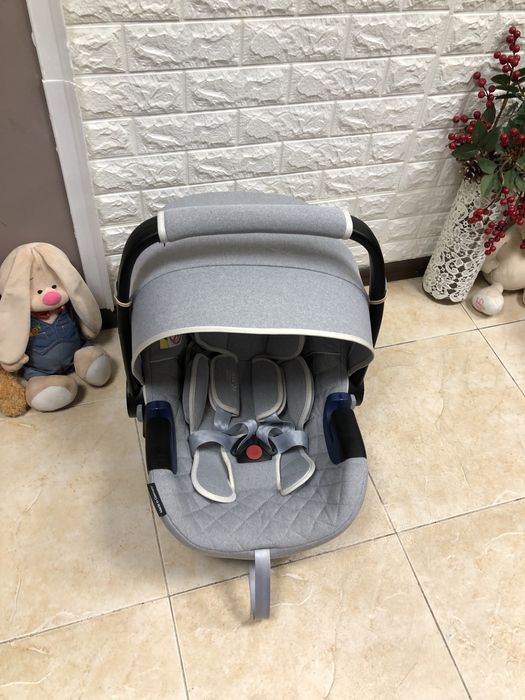 Автокрісло Britax Römer Baby-Safe2 i-SIZE Група 0+ (0-13 кг) брітакс
