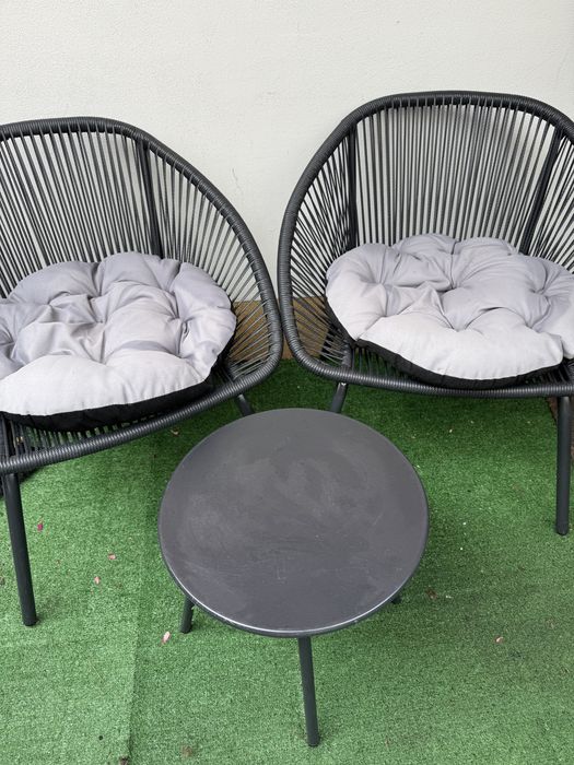 Zestaw wypoczynkowy na balkon lub taras