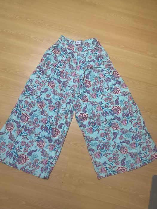calças verão com flores