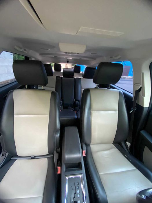 Продам Dodge Journey 2010 2.7 бензин