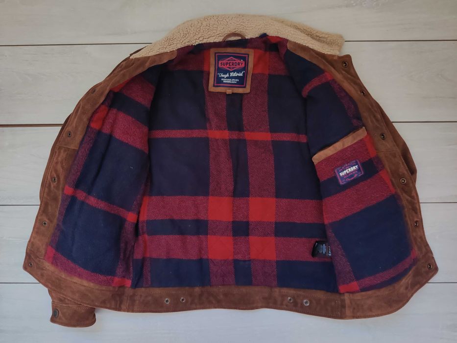 Замшева чоловіча куртка на кнопках Superdry М р