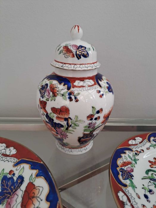 Conjunto de Louça de Porcelana Fina de Macau Estilo Imari (4 Peças)