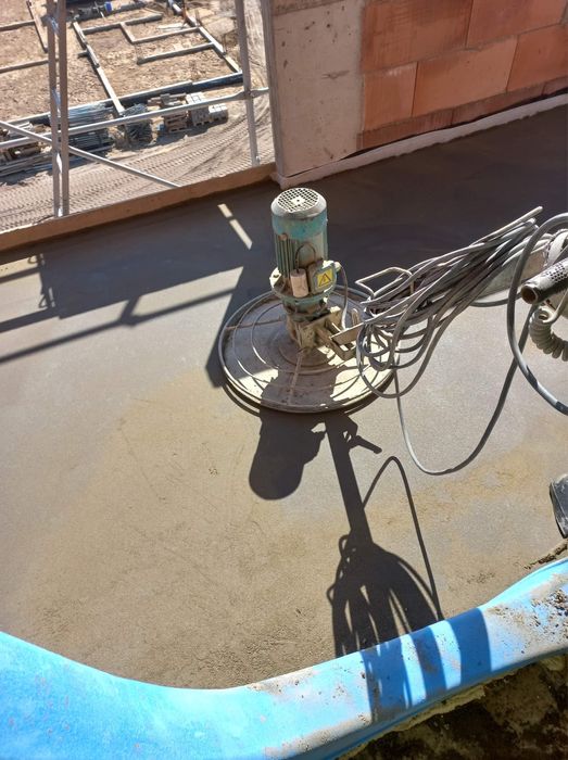 Wylewki betonowe, posadzki maszynowe STYROBETON