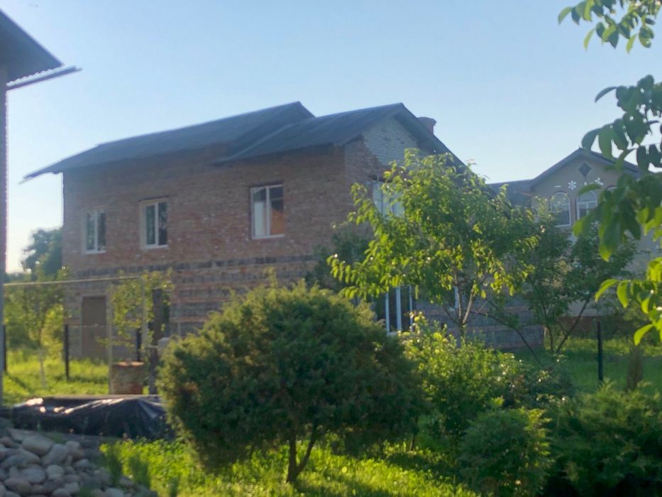 Продаж цегляного будинку с. Вістова Калуш