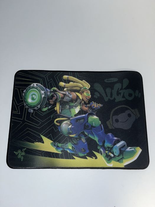 Razer Goliathus Medium Overwatch Lucio Edition Mousepad (8pc)