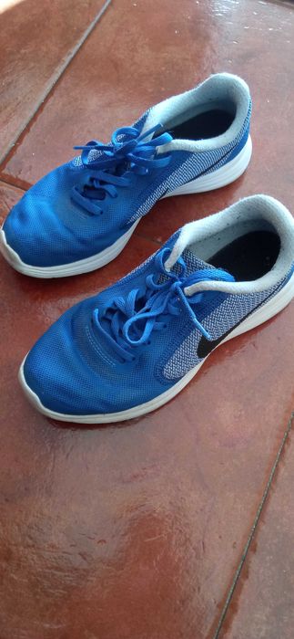 Tênis senhora 35 Nike