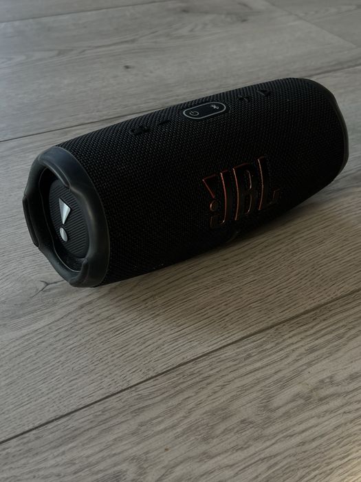 Колонка jbl charge 5