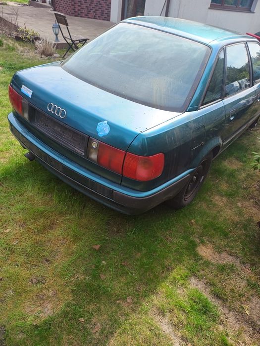 Karoseria wnętrze audi 80 B4 limuzyna cena za całość