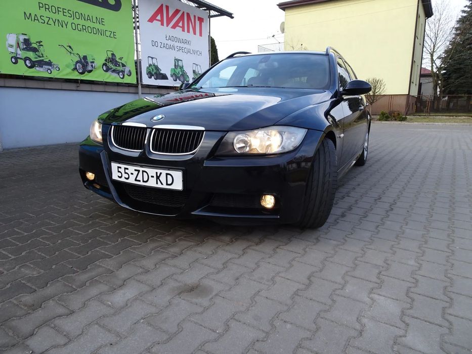BMW Seria 3 BMW 318d 143KM touring M-pakiet alkantara duza navi hak