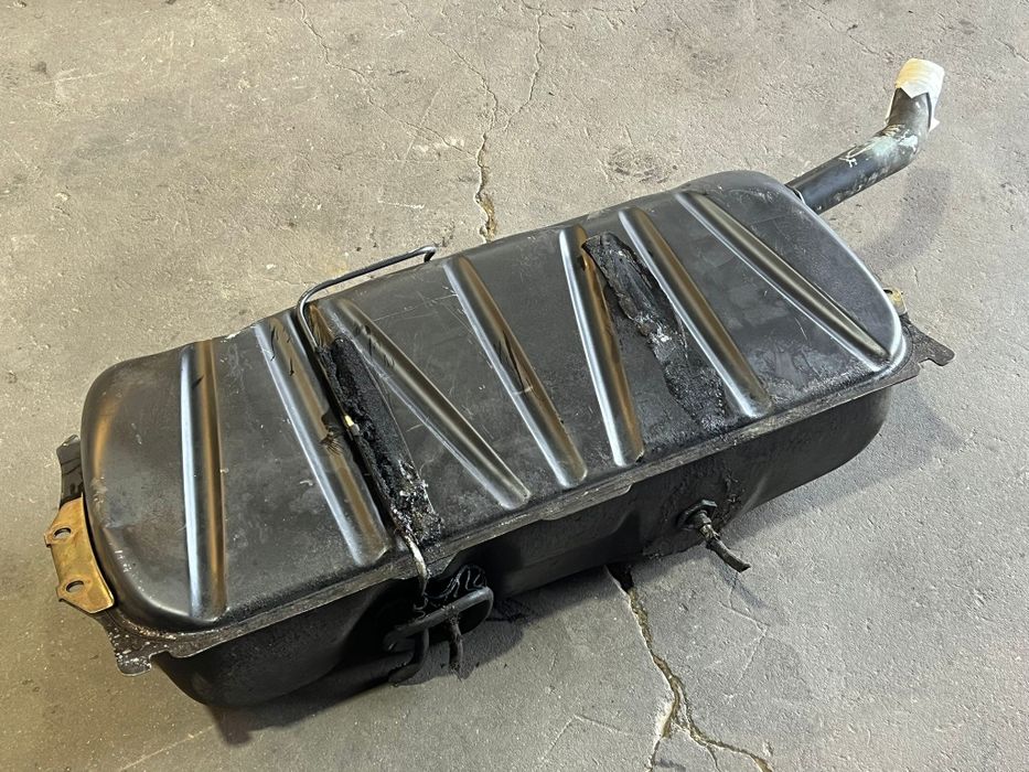 Depósito combustível Mercedes W123
