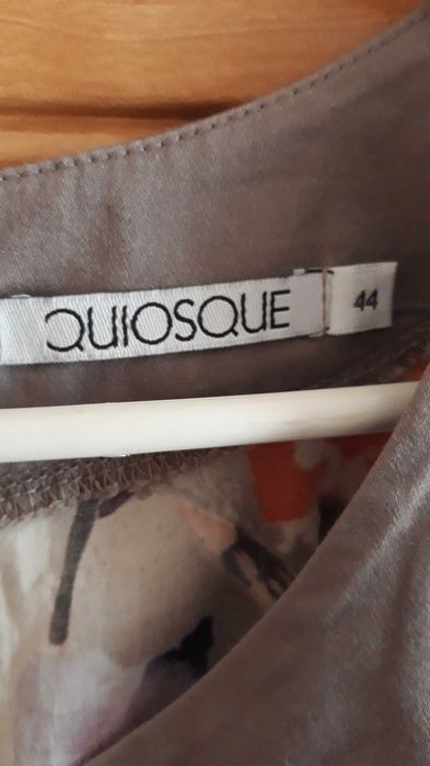 Firmowa sukienka rozmiar 44