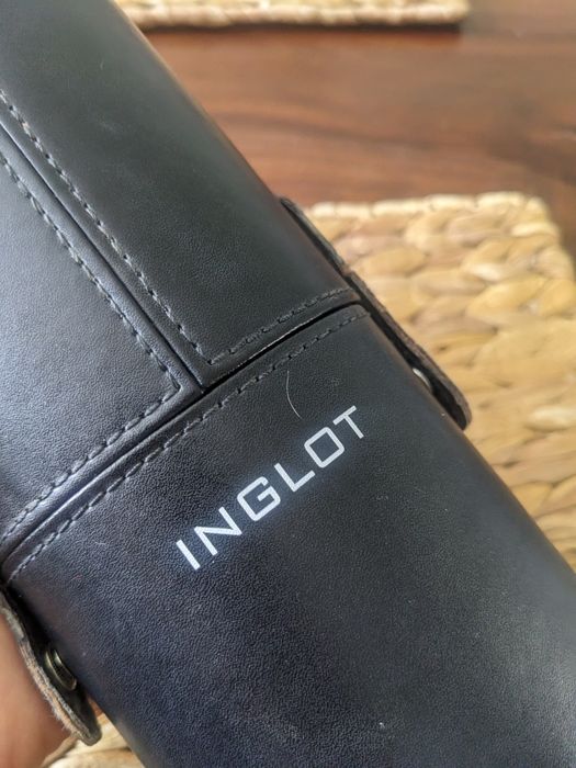 Inglot tuba (etui) na pędzle do makijażu