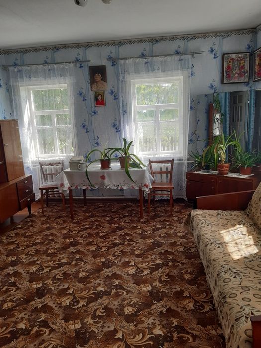 Продо будинок газифікований.