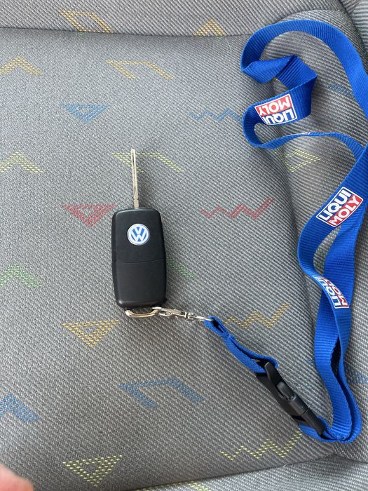 VW Transporter à Venda – Excelente Oportunidade!