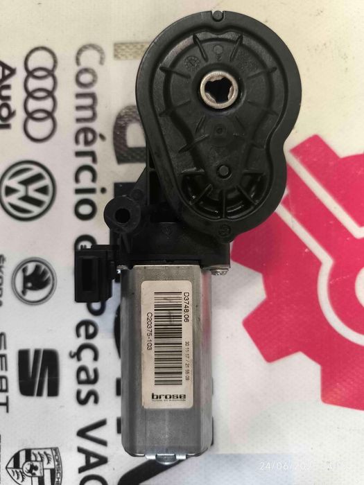 MOTOR DE AJUSTE DO BANCO AUDI A4 Allroad B9 2.0 TFSI quattro (183 kW / 249 cv) [05.2016 - 10.2019] 3Q0959761A (OEM) | C14407-102 (OEM)