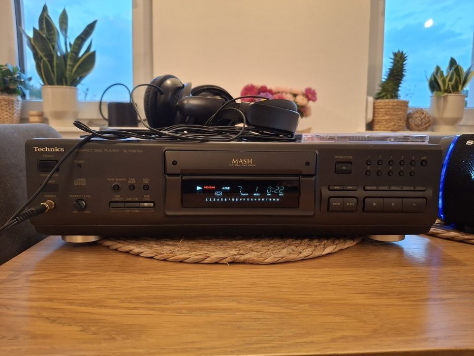 Technics CD Player SL-PS670A