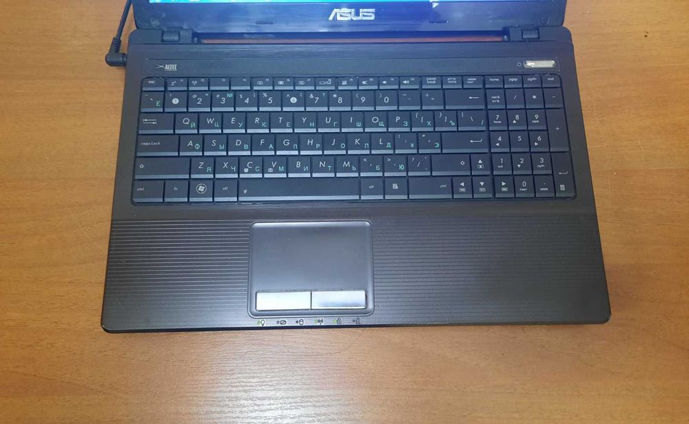 Ноутбук ASUS K 53BY В робочрму стані,  На SSD=120 Gb/ Без батареї