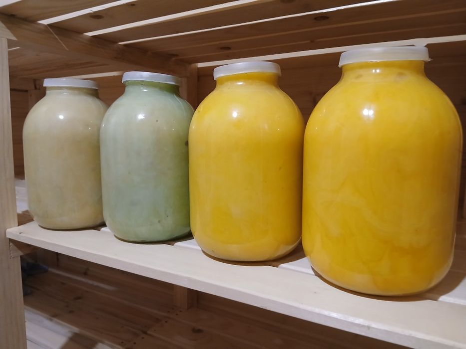 Мед натуральний.