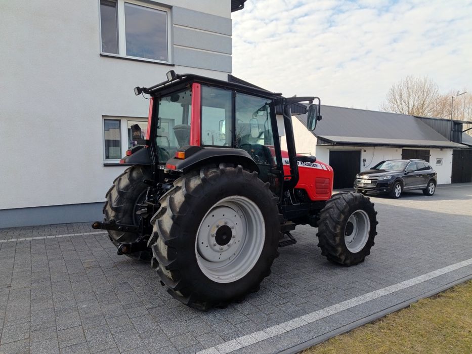Massey Ferguson 4455 Valtra A