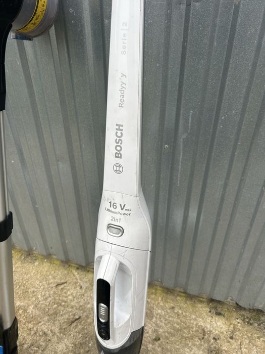 Sprzedan dwa sprawne odkurzacze bezprzewodowe  bez ładowarek