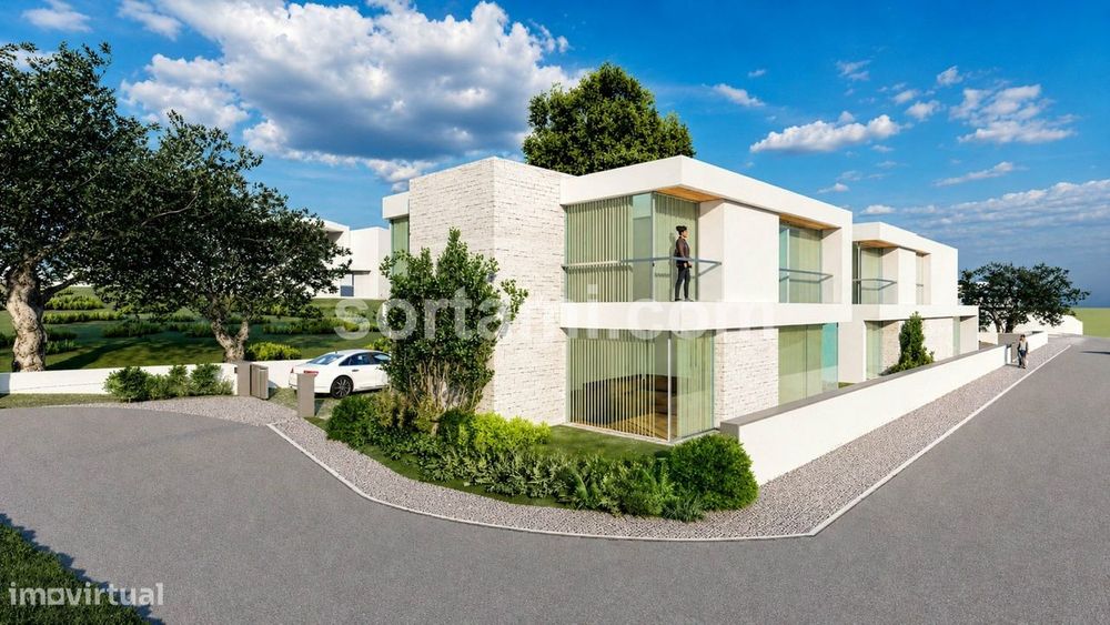 Moradia Geminada T3+1 Venda em Santa Bárbara de Nexe,Faro