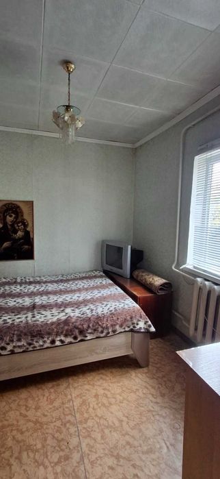 Продам будинок.  Українка, центр . Сертифікат